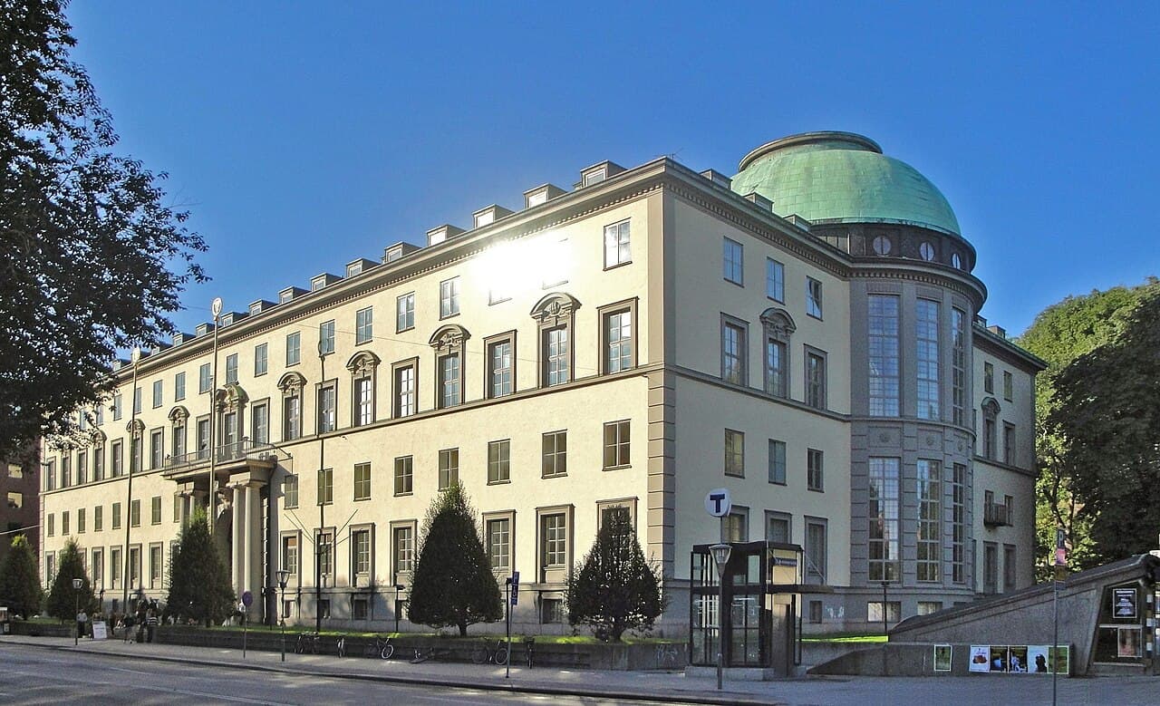 Stockholm School of Economics
