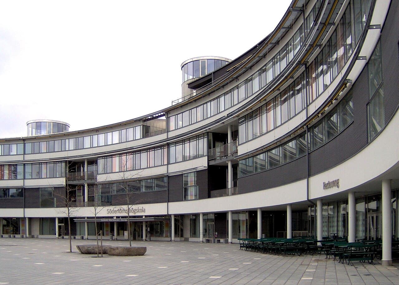 Södertörns högskola Moas båge